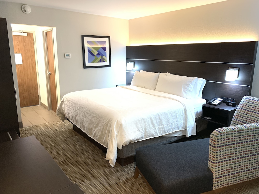 Holiday Inn Express Allentown North 19/62