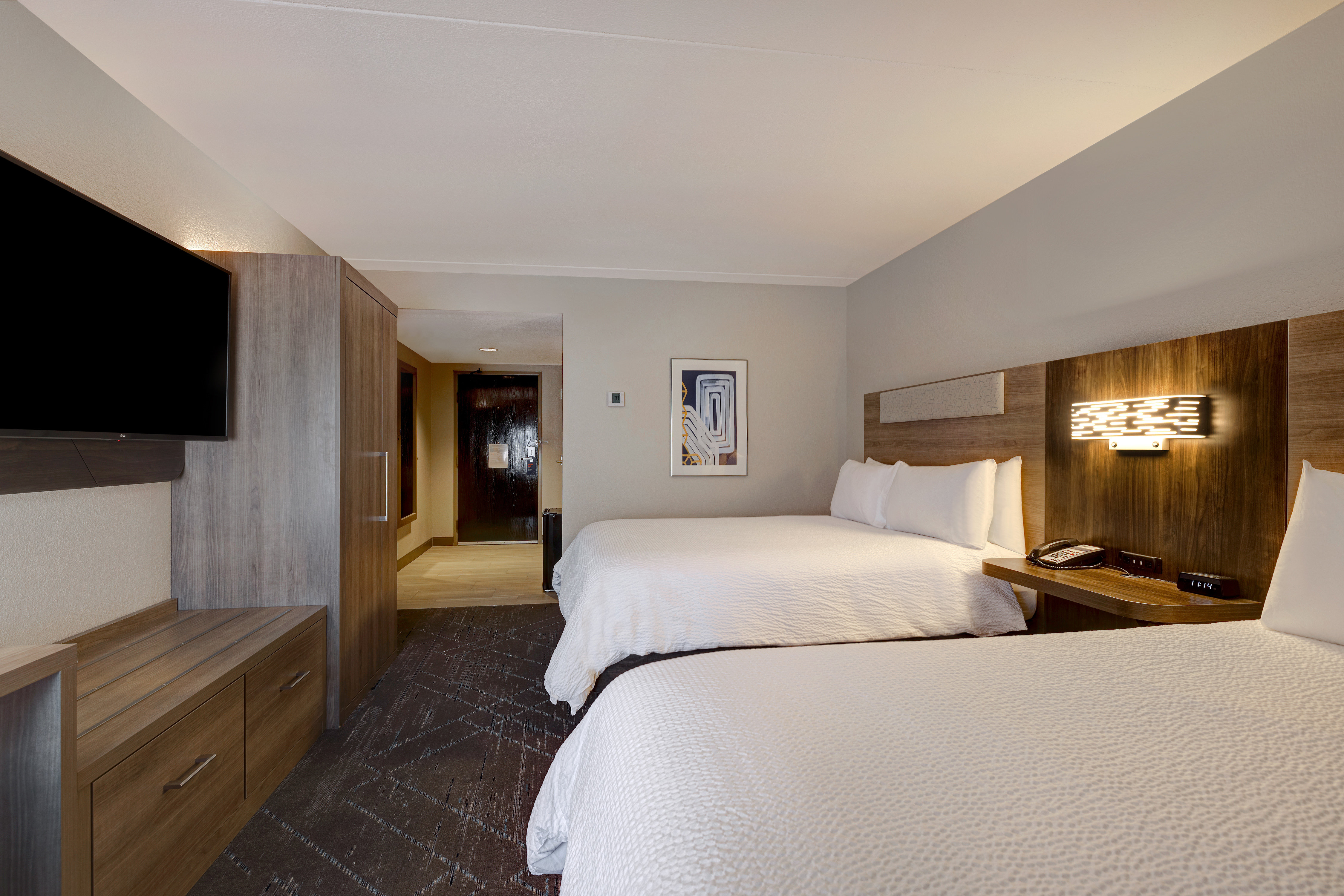 Holiday Inn Express & Suites Central Omaha, an IHG Hotel 13/50