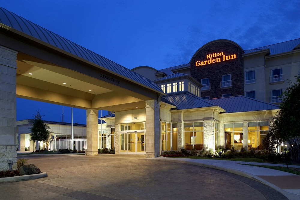 Hilton Garden Inn Dallas/Arlington in ARLINGTON - TX