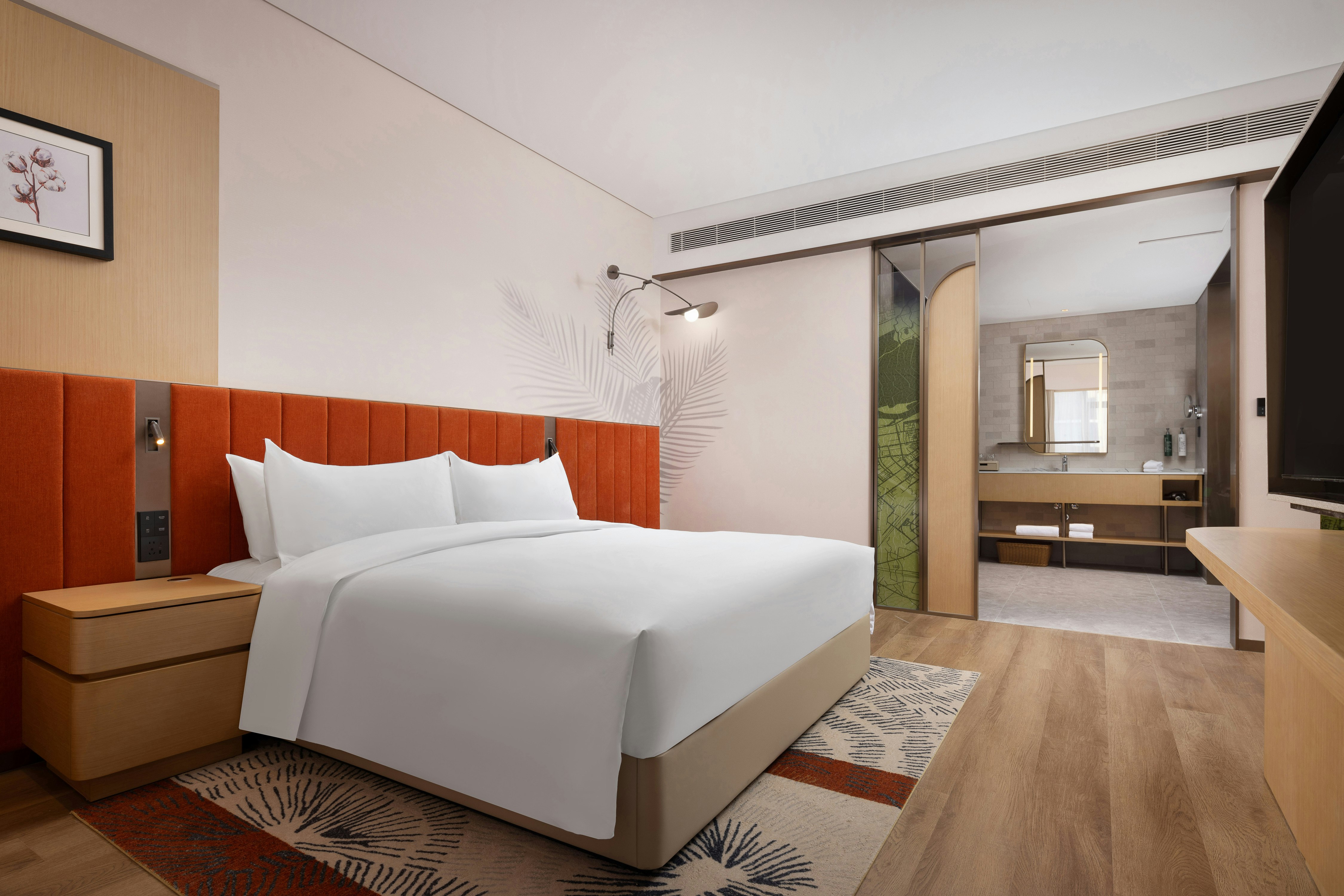 1 BEDROOM, SUITE, KING BED