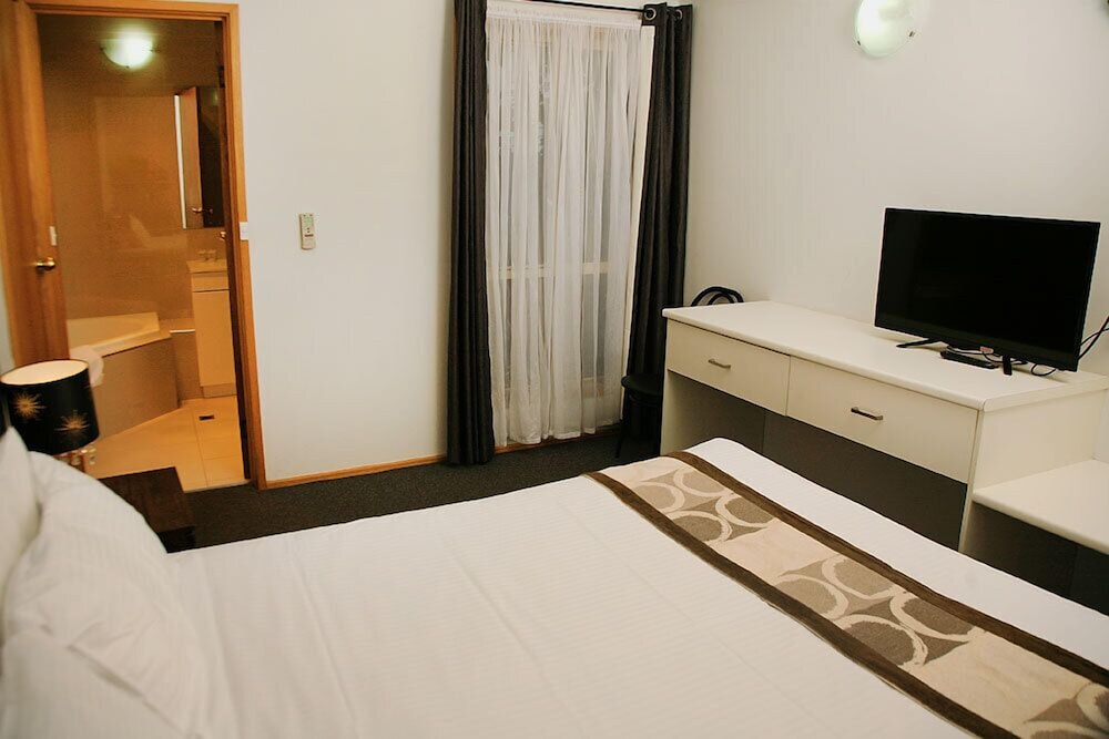Footscray Motor Inn And Serviced Apartments 17/42