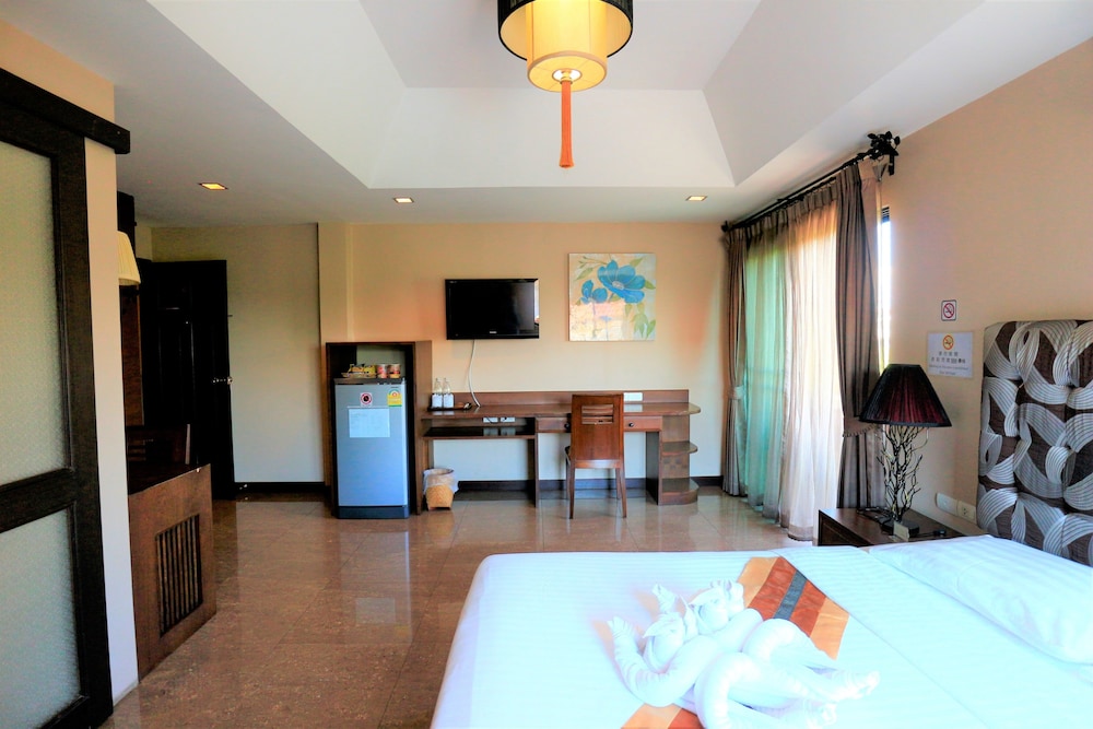 At Home At Chiang Mai 6/31