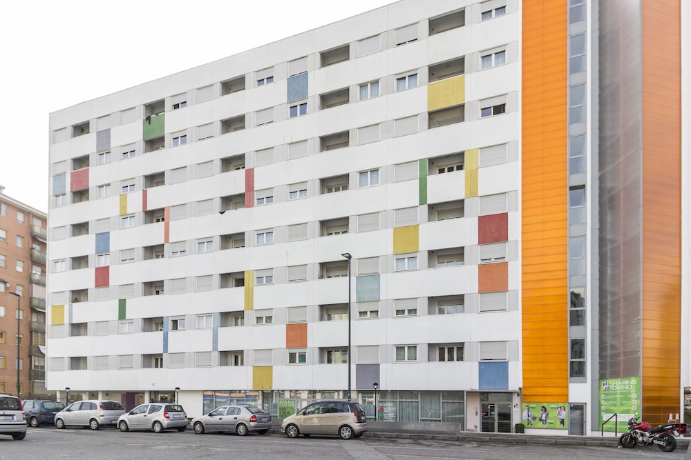 Hotel Sharing 6/67