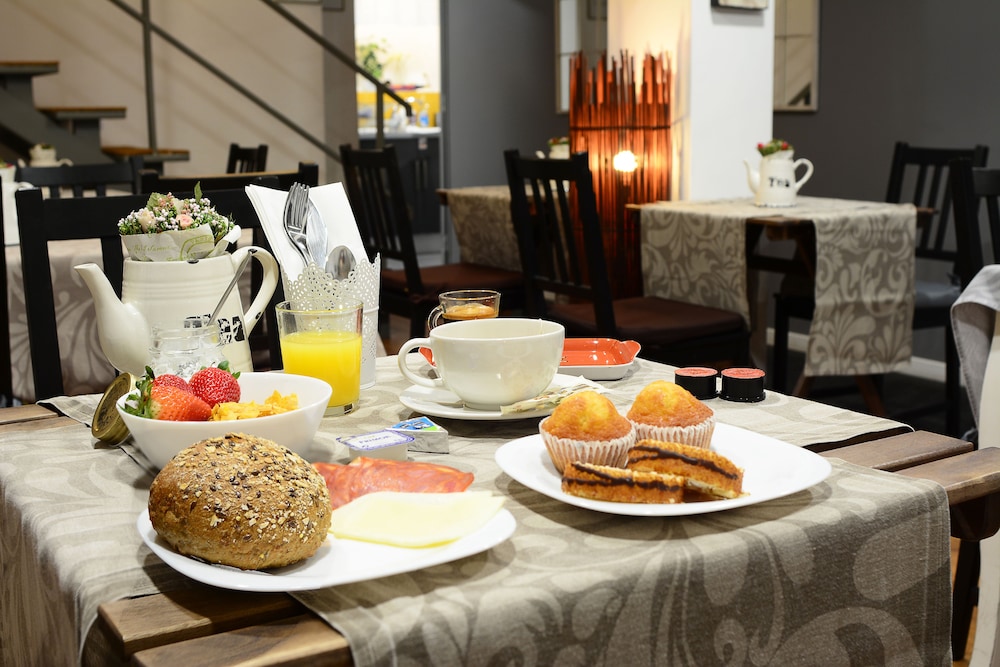 Inn Bairro Alto Bed & Breakfast 59/75