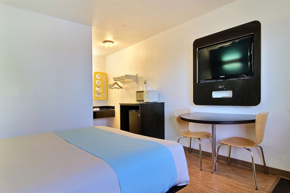 Motel6 Carlsbad, NM 22/47