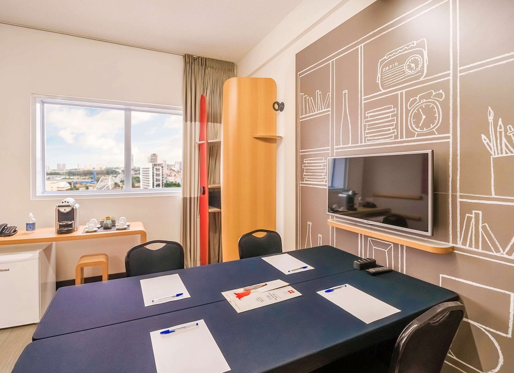 Ibis Taubate 18/55