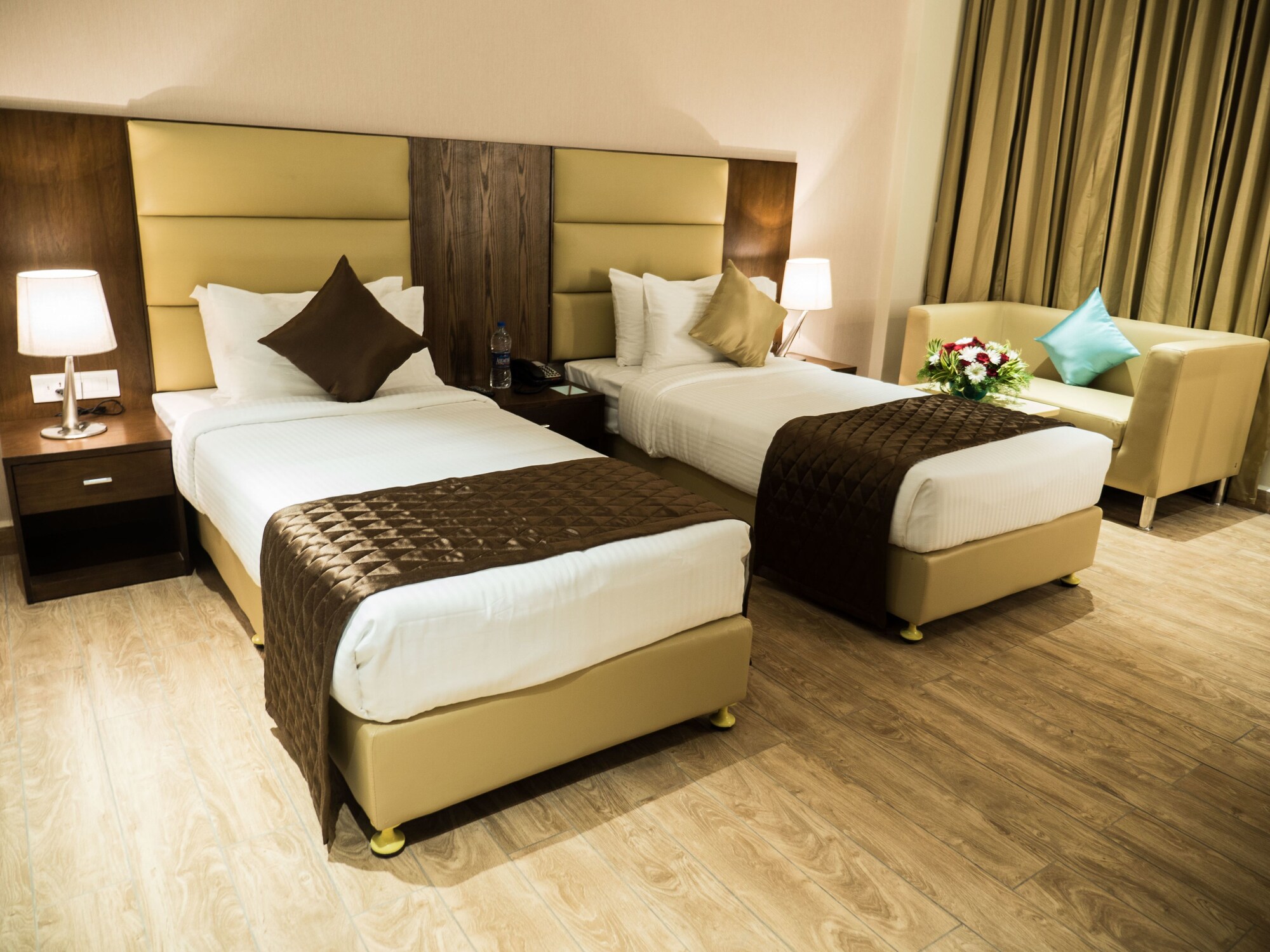 Executive, King Bed, City View