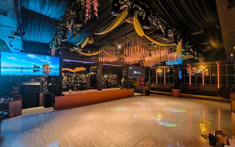 Grand Batik Inn 43/52