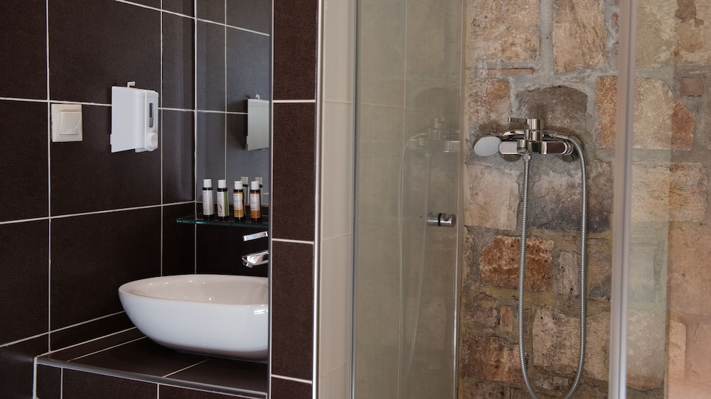 Enalio Suites 13/42