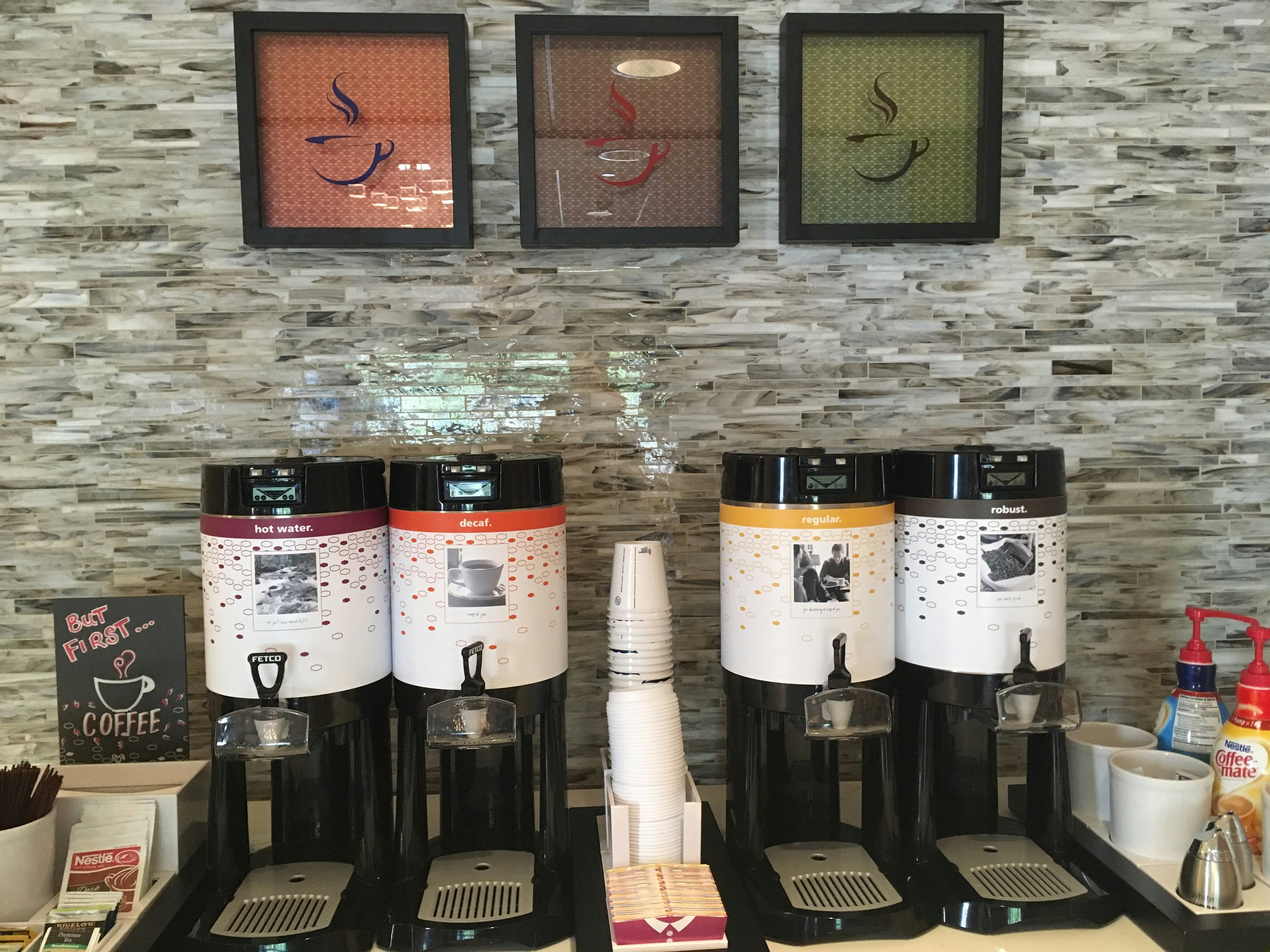 Hampton Inn & Suites Newburgh Stewart Airport 37/39