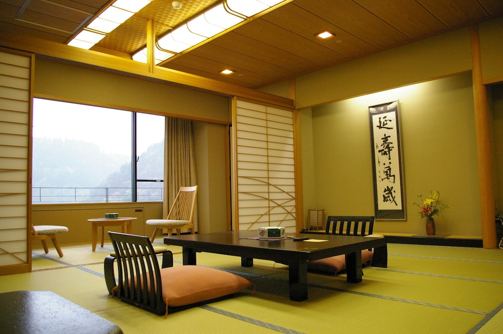 Hohoemi no Yado Takinoyu Hotel 42/77