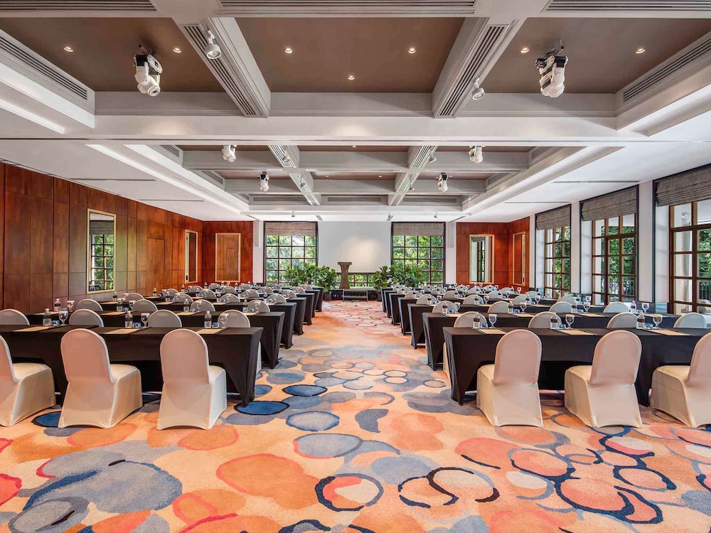Sofitel Singapore Sentosa Resort and Spa 67/76