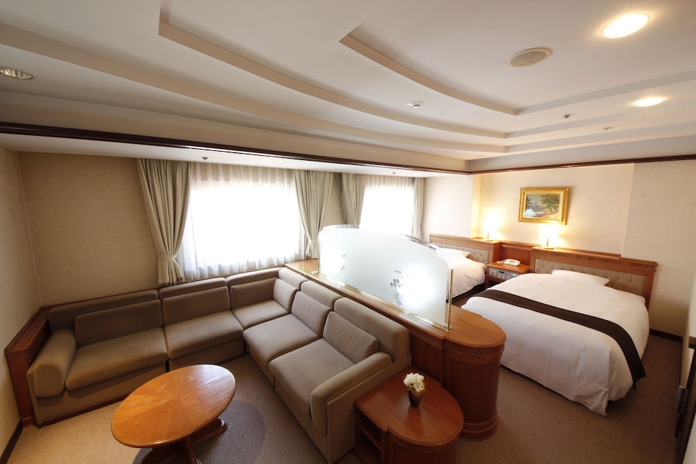 Hiroshima Garden Palace 17/41