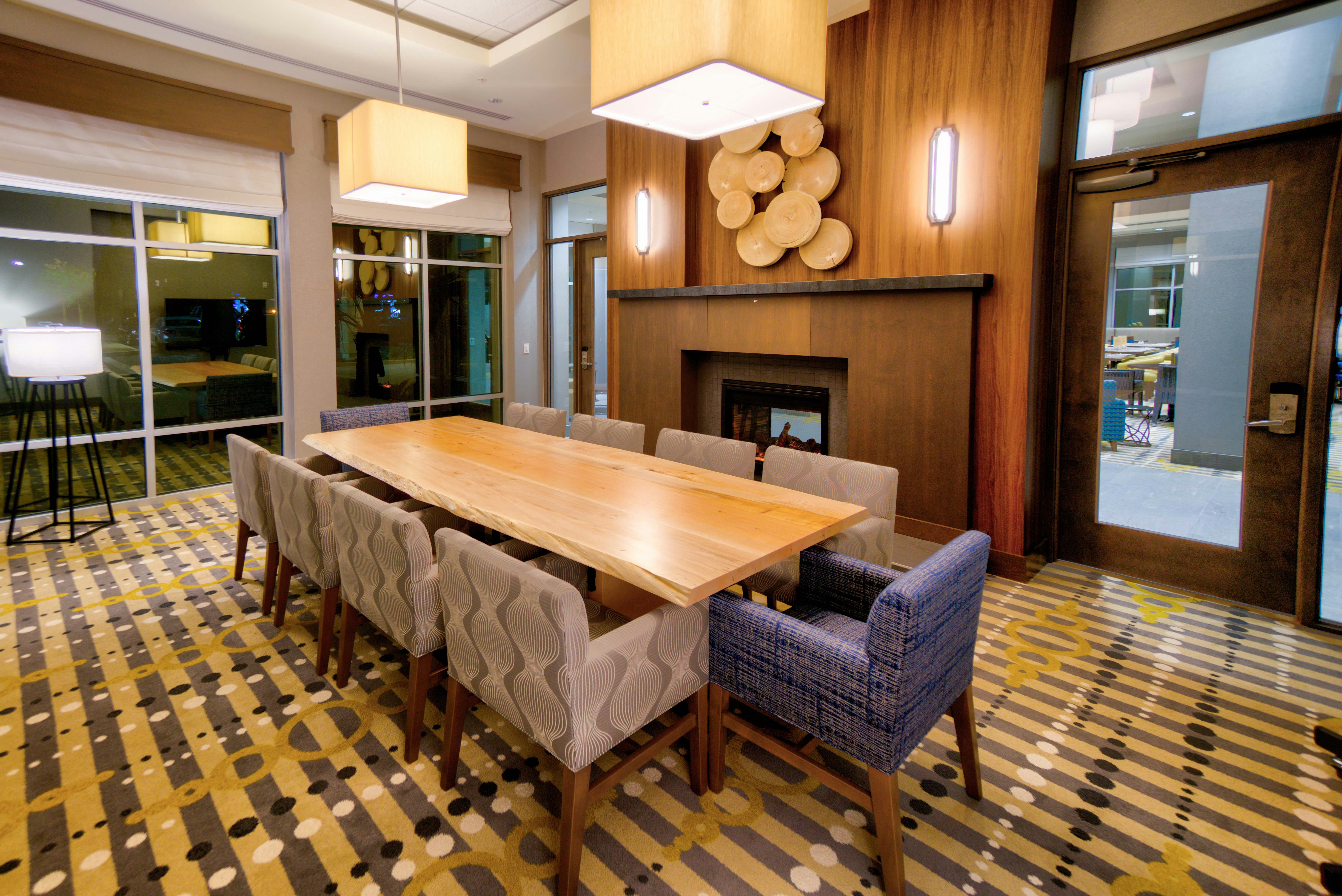 Hilton Garden Inn Santa Barbara/Goleta 7/50
