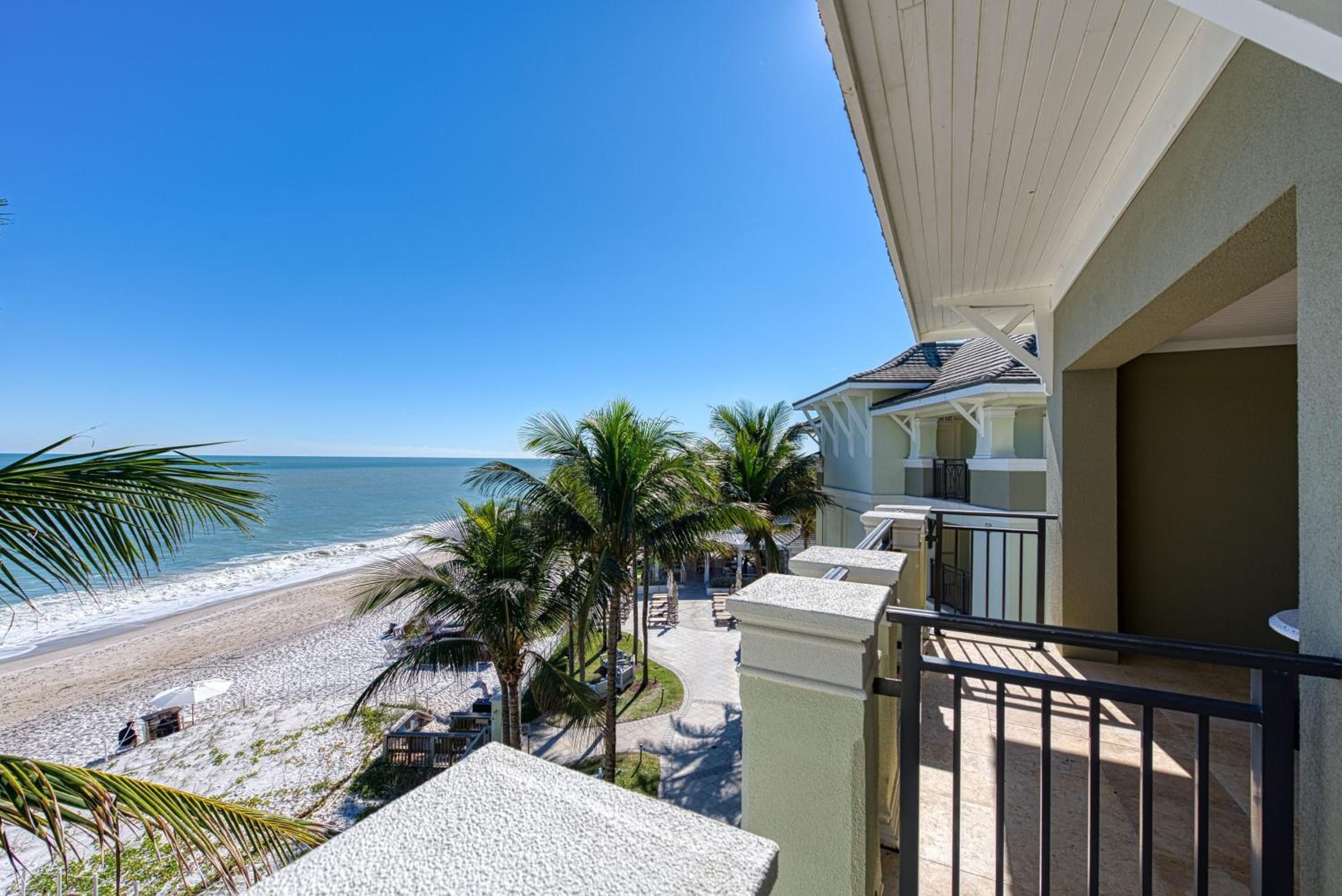 2 Bedrooms, Suite, 2 King Beds, Ocean Front