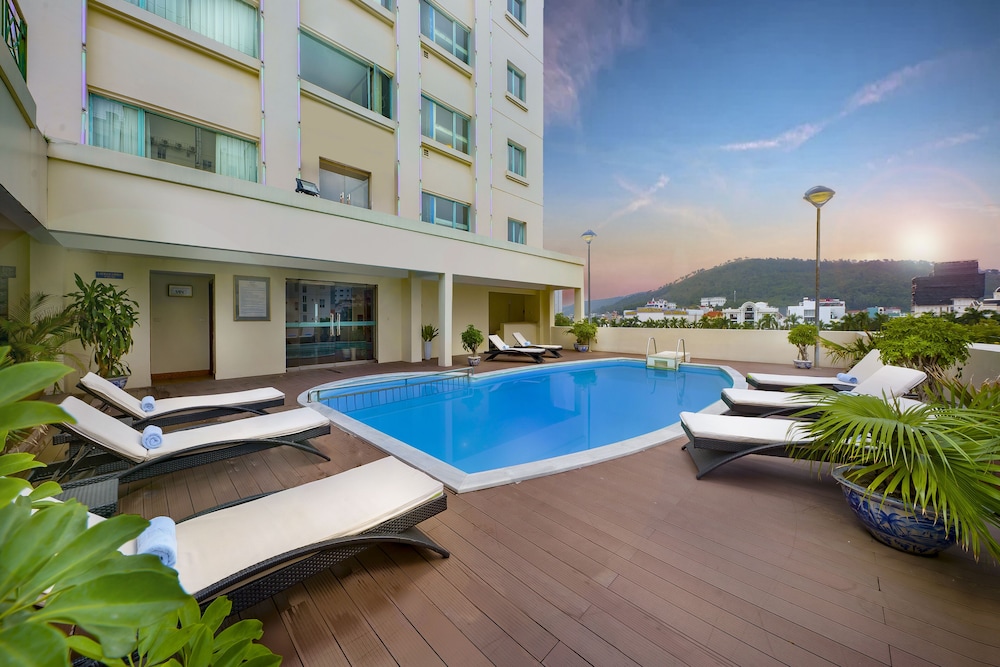 Mithrin Hotel Halong 20/22