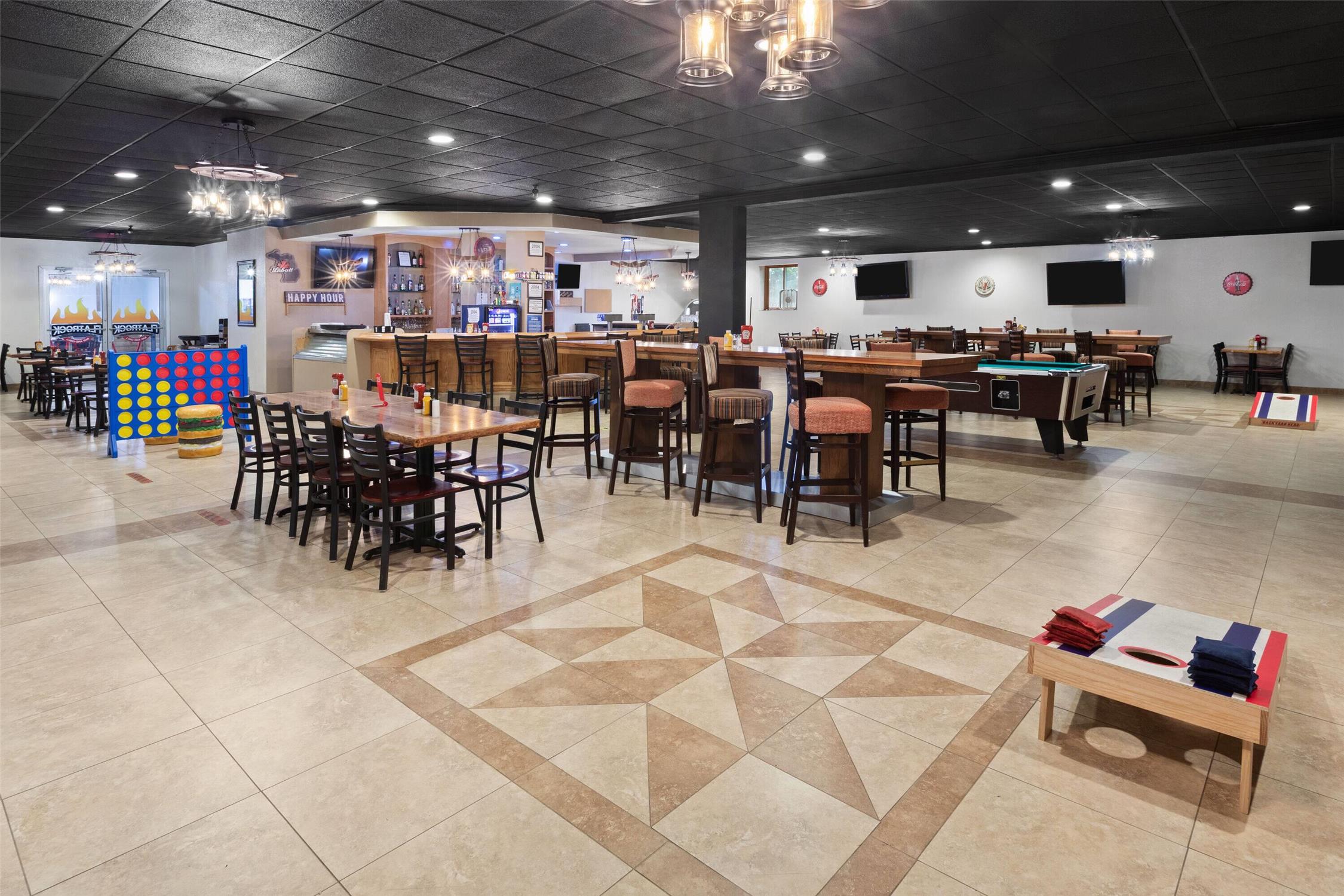 Quality Inn & Suites Grayling, MI 33/51