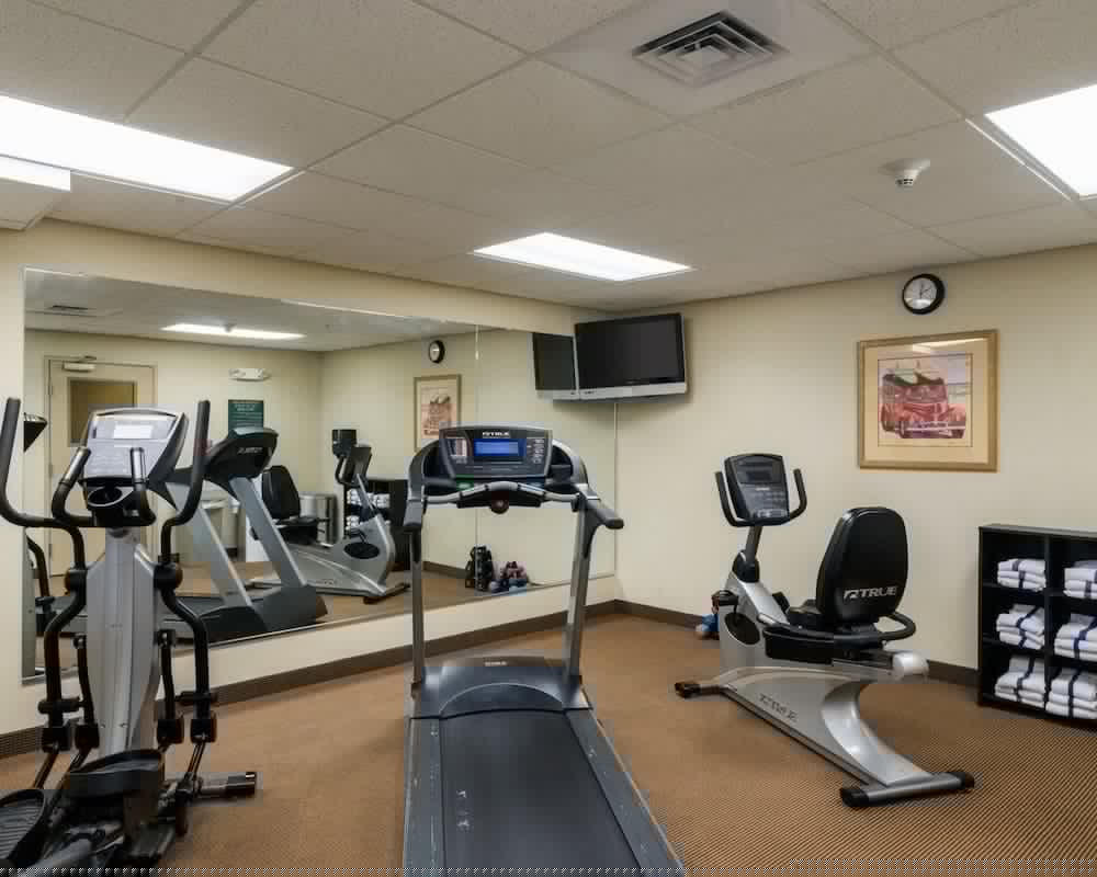 Comfort Inn & Suites Dover near Speedway 26/56
