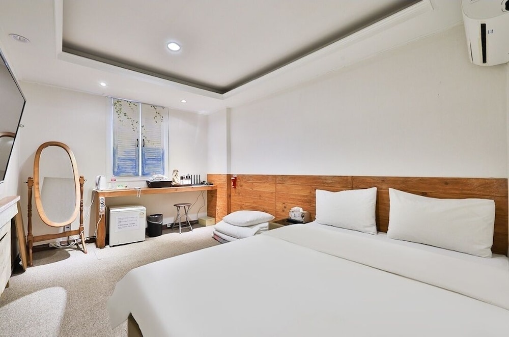 Hotel Tradiup by the Designers 22/50