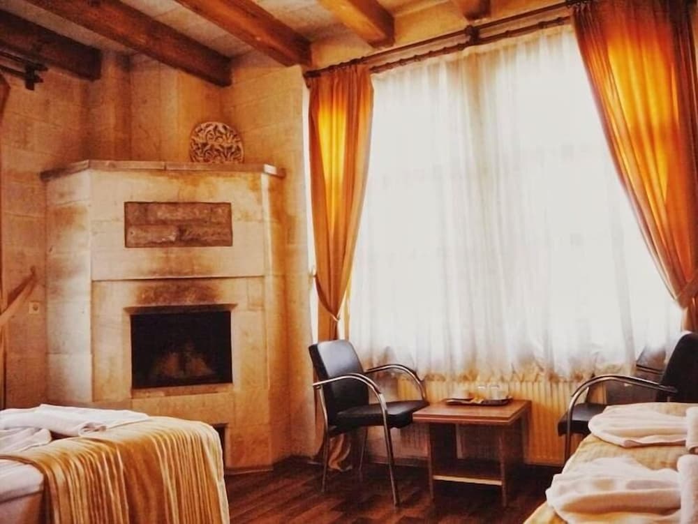 Cappadocia Stone Palace 11/43