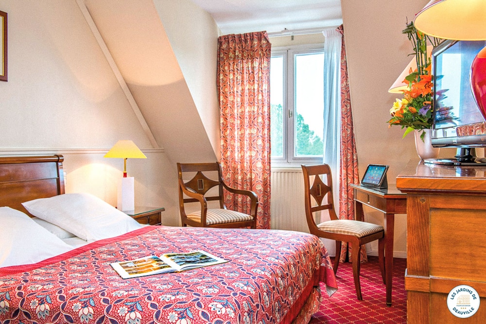 Hotel Vacances Bleues Les Jardins de Deauville 7/50