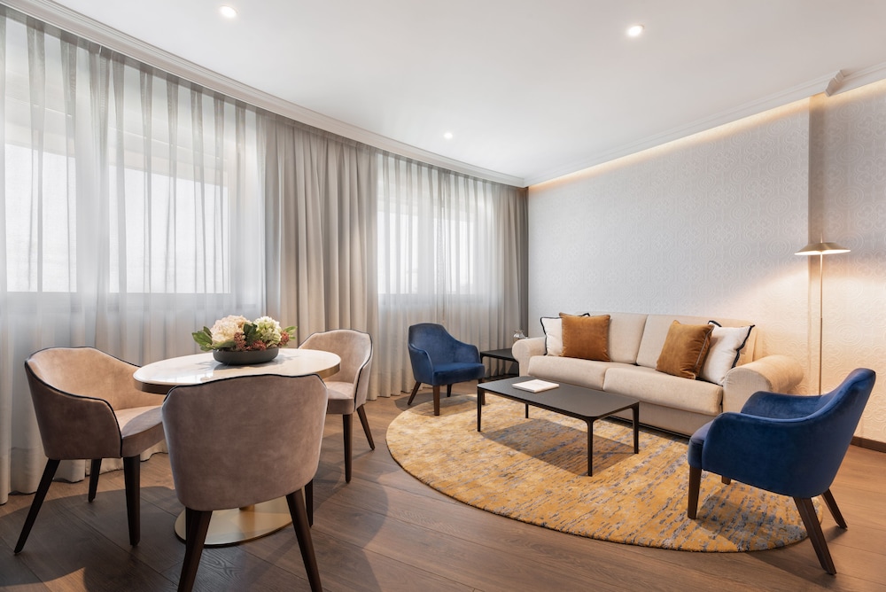 Eurostars Universal Lisboa 44/70