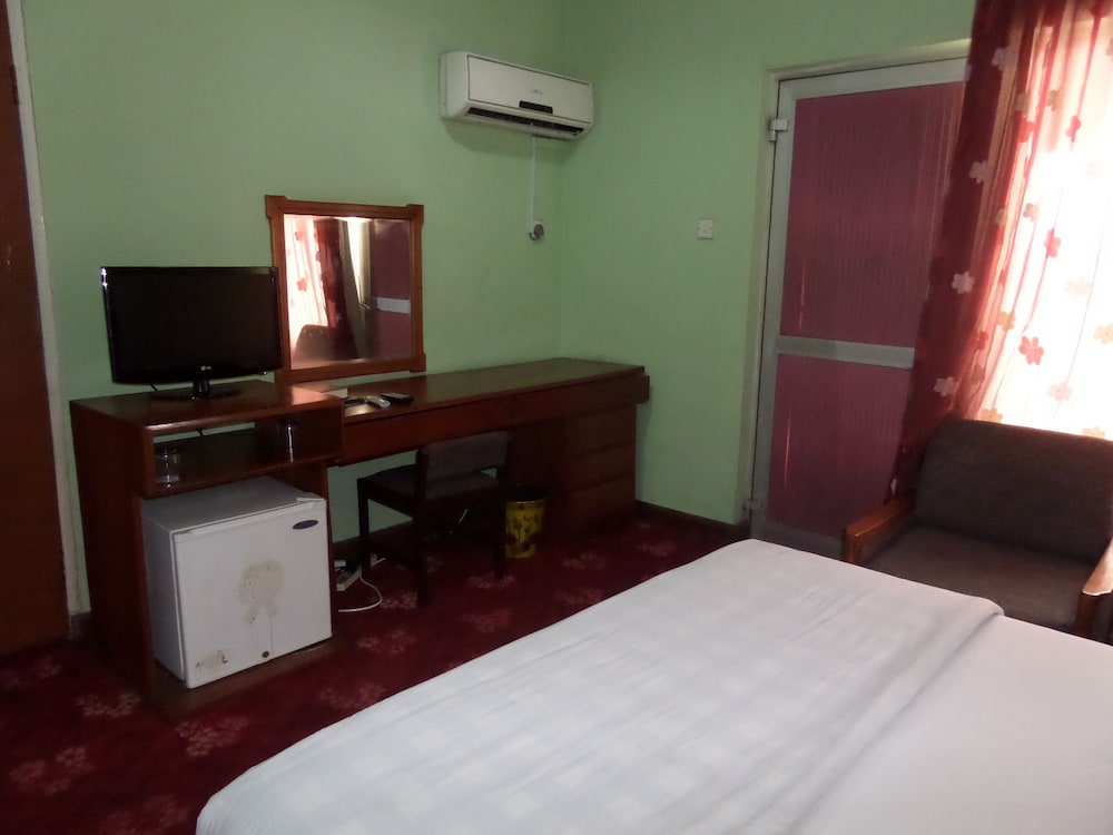 Excellence Hotel 16/39