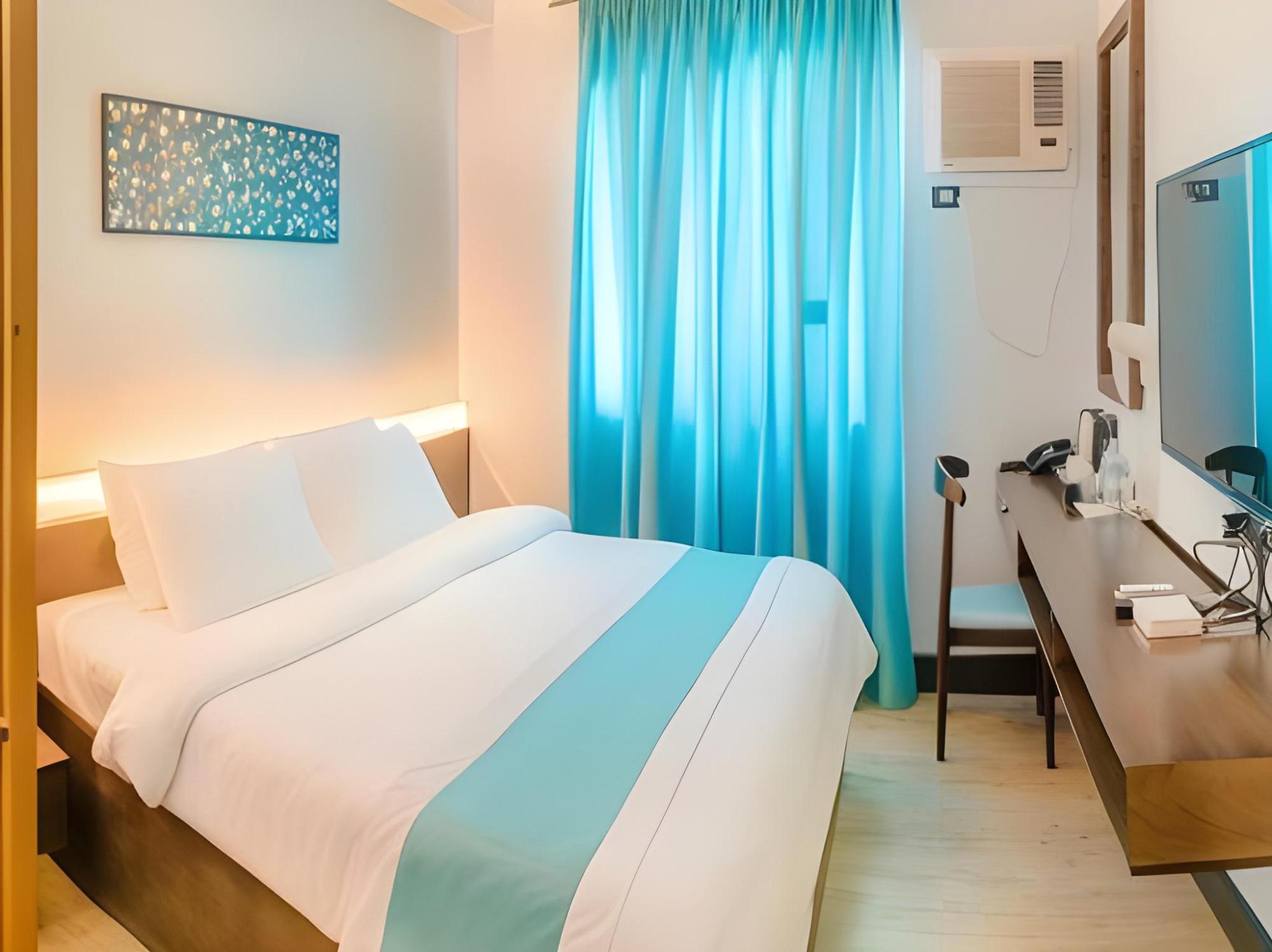 Twin Tides Panglao 7/15