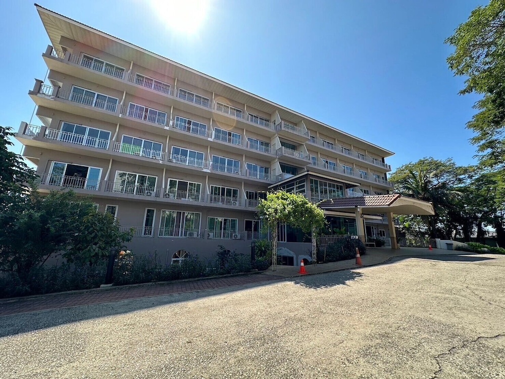 Rattana View Hotel 42/50