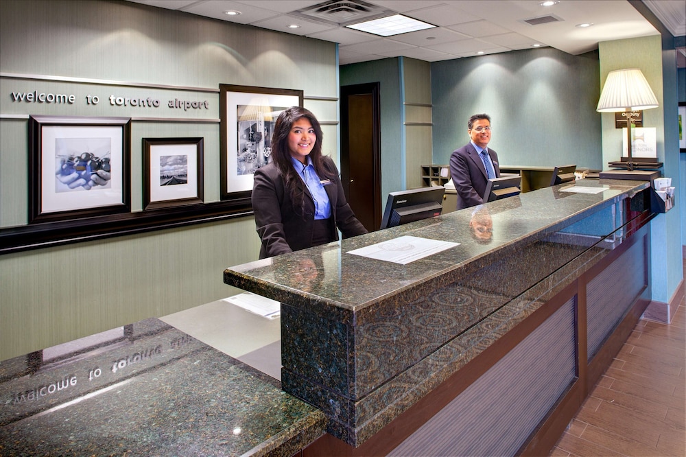 Hampton Inn & Suites By Hilton Toronto Airport 6/39
