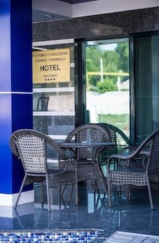 IRIS HOTEL 36/50