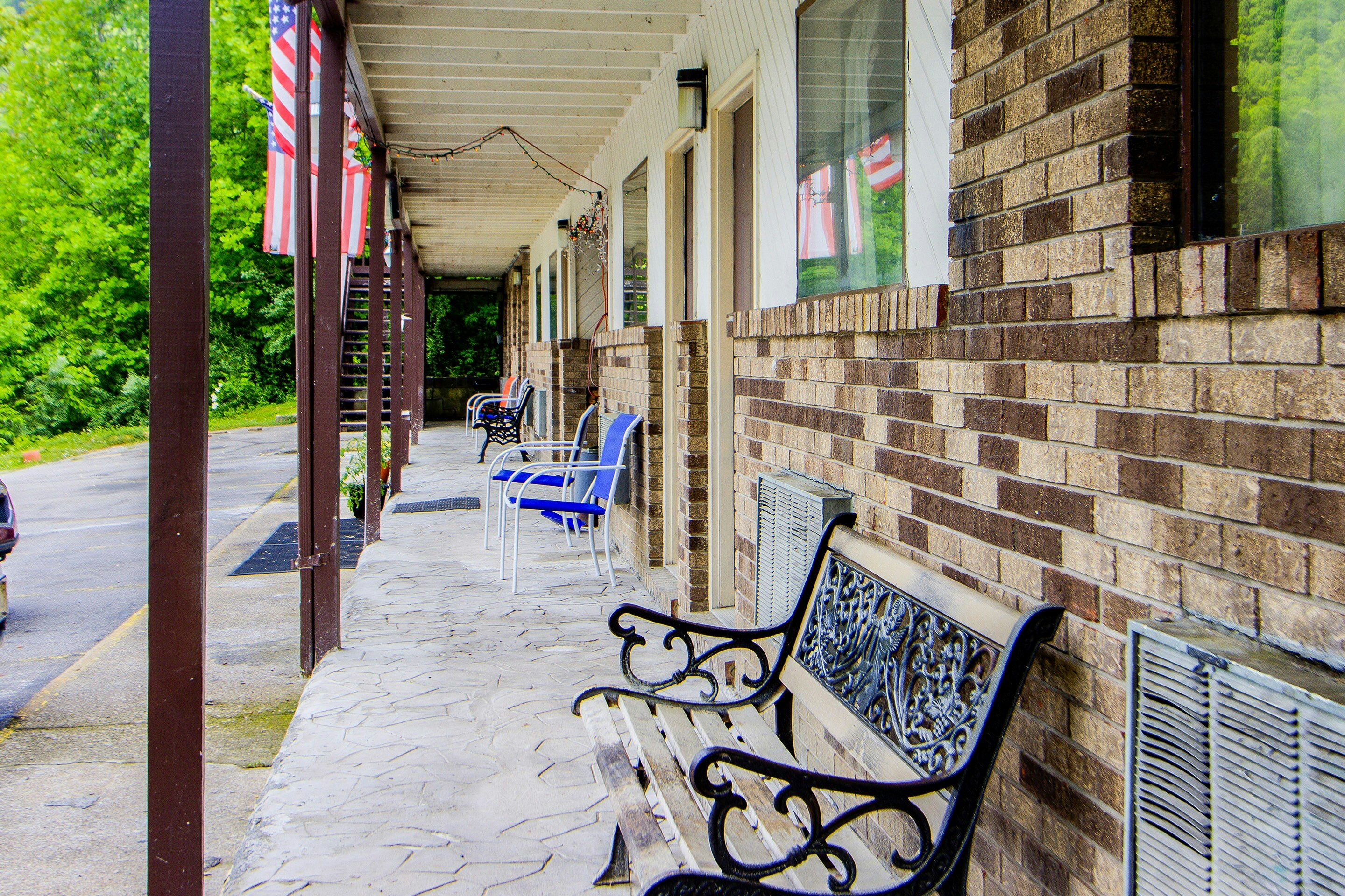 OYO Hotel Chapmanville Inn, WV - Hwy 119 15/15