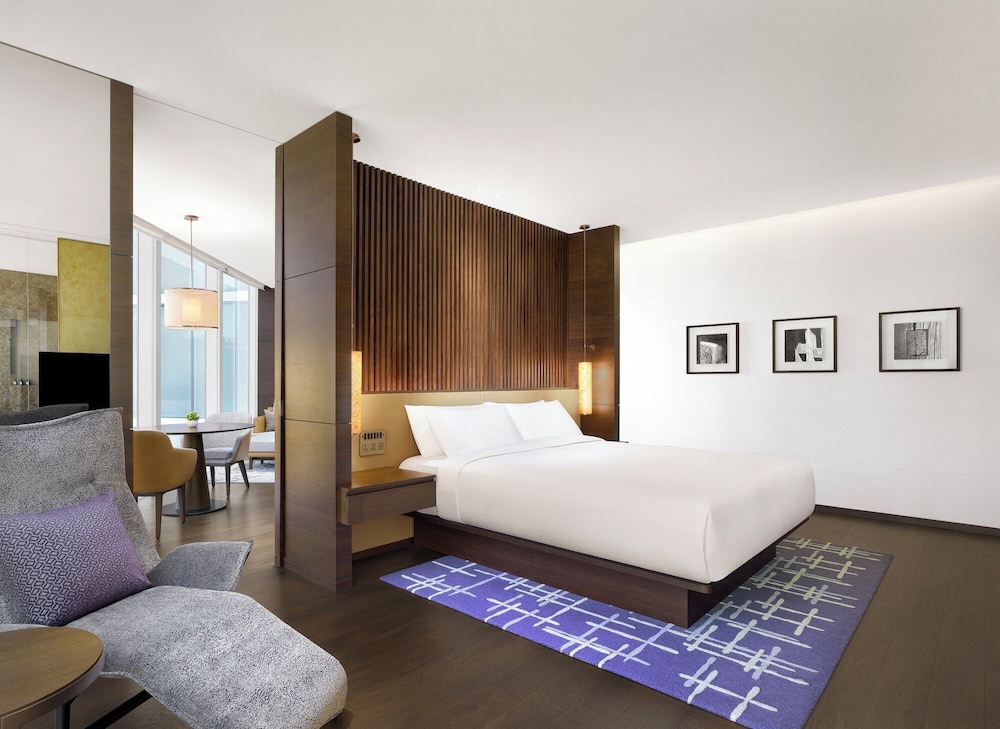 Park, Suite, King Bed