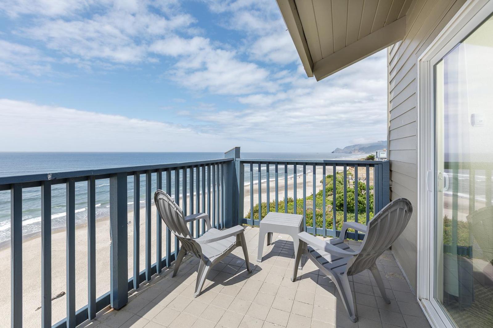 Surfland Hotel 42/44