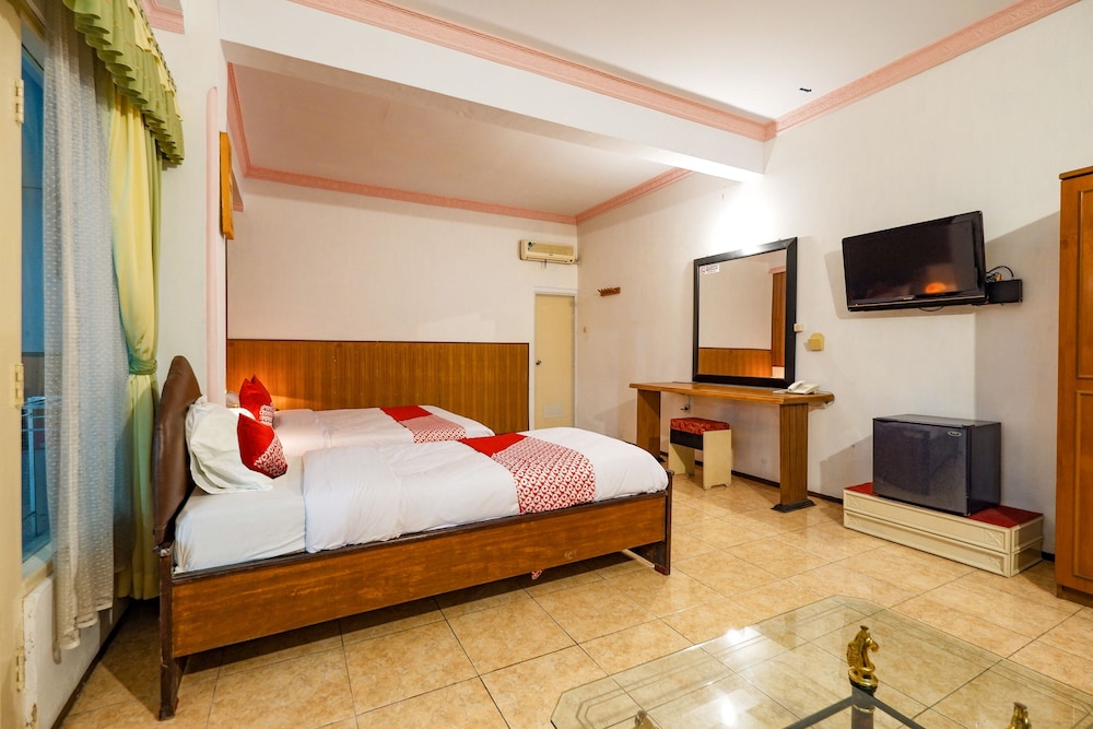 OYO 2855 Sartika Hotel Pati 17/42