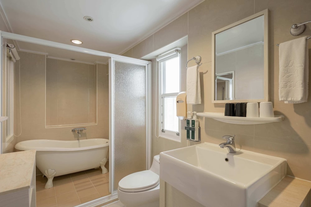 Kindness Hotel Han Shen 42/47