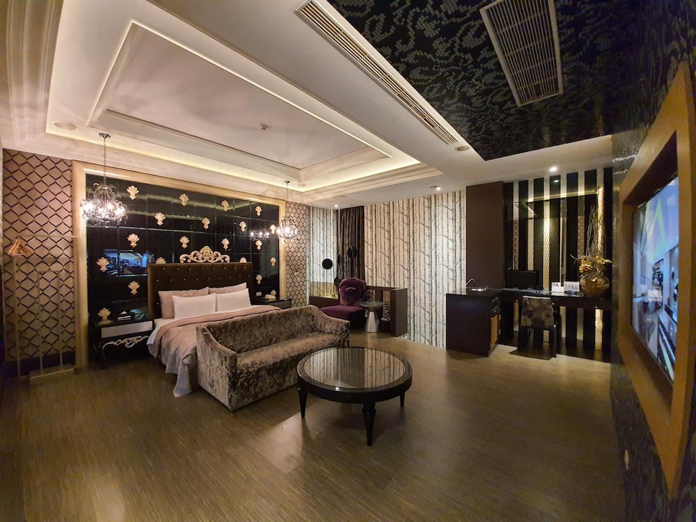 Jin Sha Motel 37/49