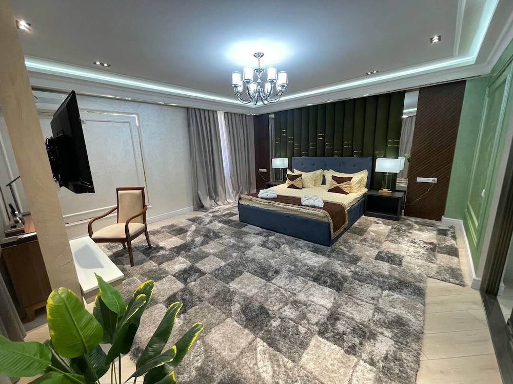 Grand Hotel Zarafshan 28/50
