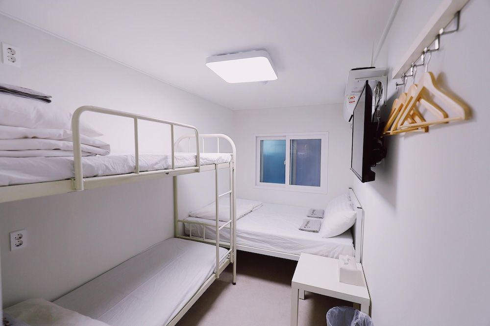 Fully Hong Hostel Insadong 11/35