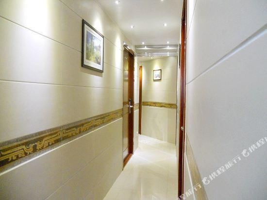 Artland Guest House 15/25