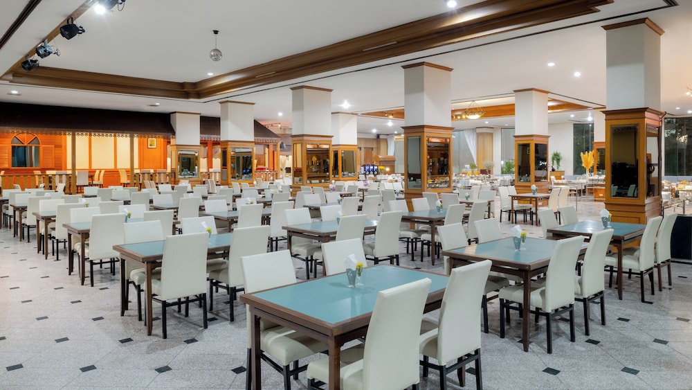 Star Convention Hotel 47/63