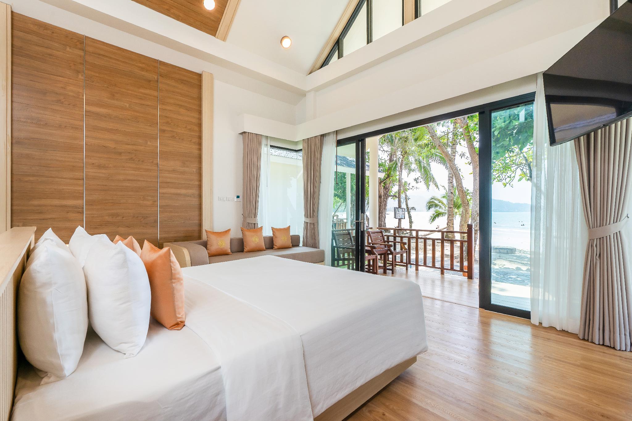 Grand, Deluxe, Villa, Beach Front