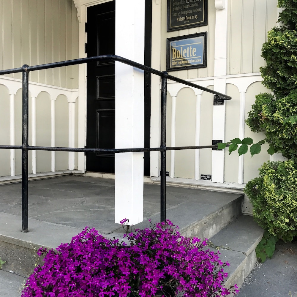 Reenskaug Hotel 26/50