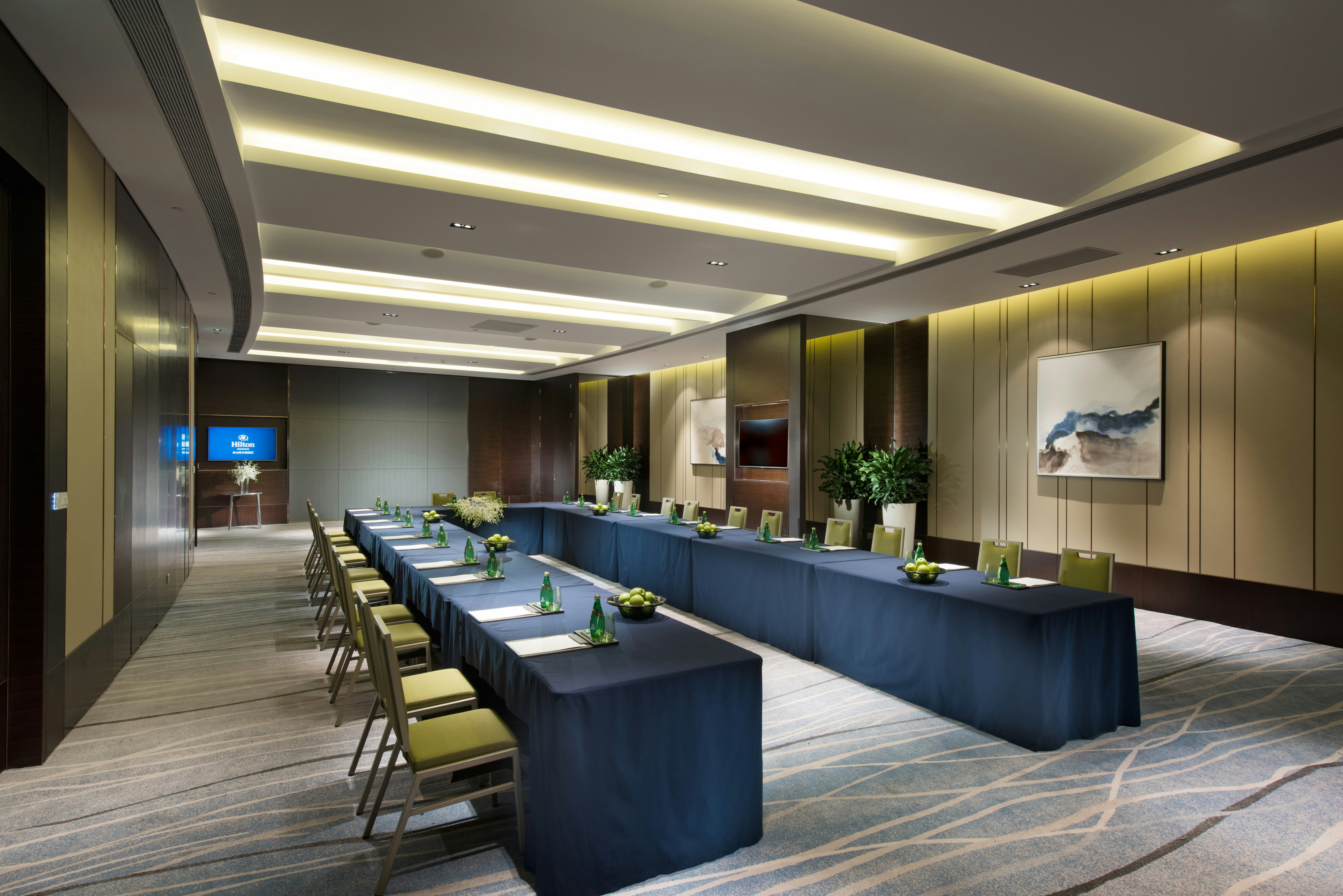 Hilton Zhoushan 45/70