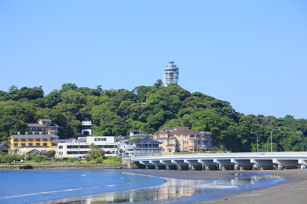 Fujisawa Hotel En 49/53