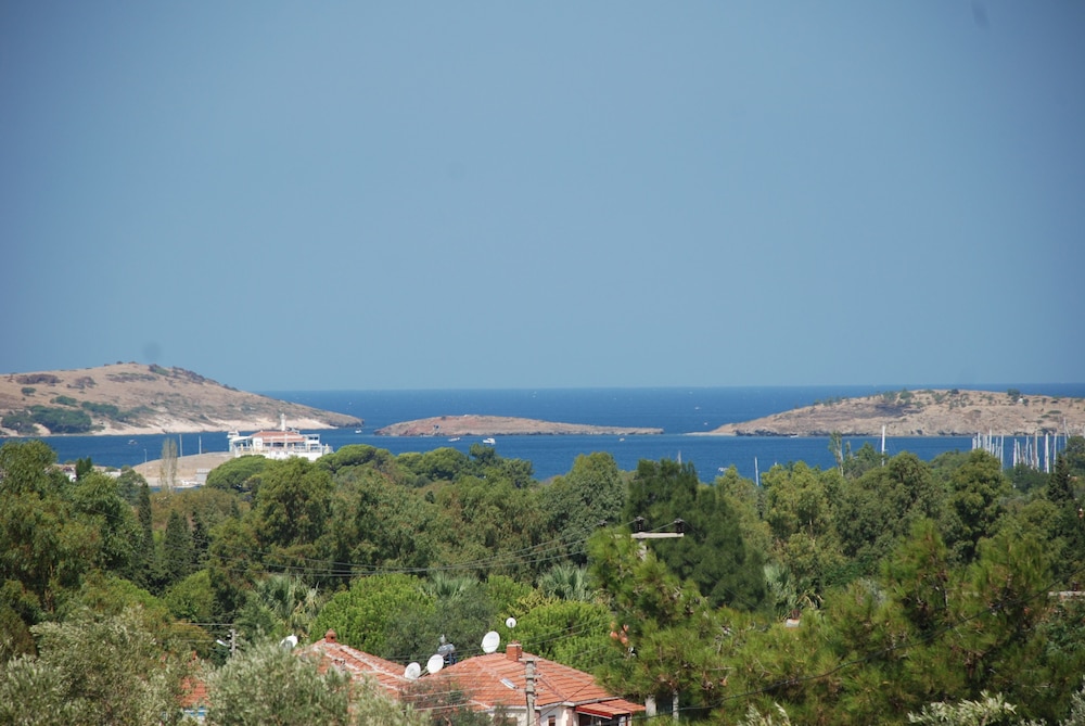 Victoria Hotel & Lounge Foça 35/42