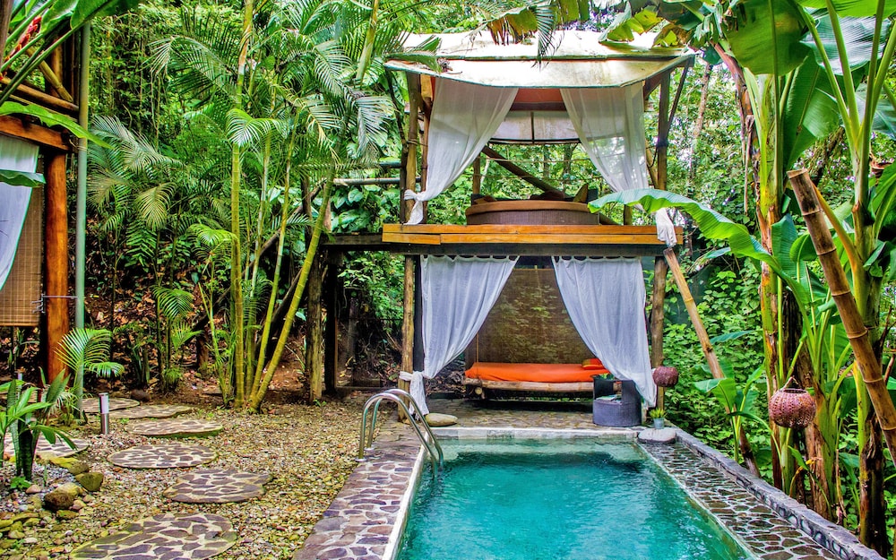 Canaima Chill House 38/50