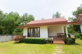 2 BEDROOMS, VILLA, PARK VIEW, SMOKING
