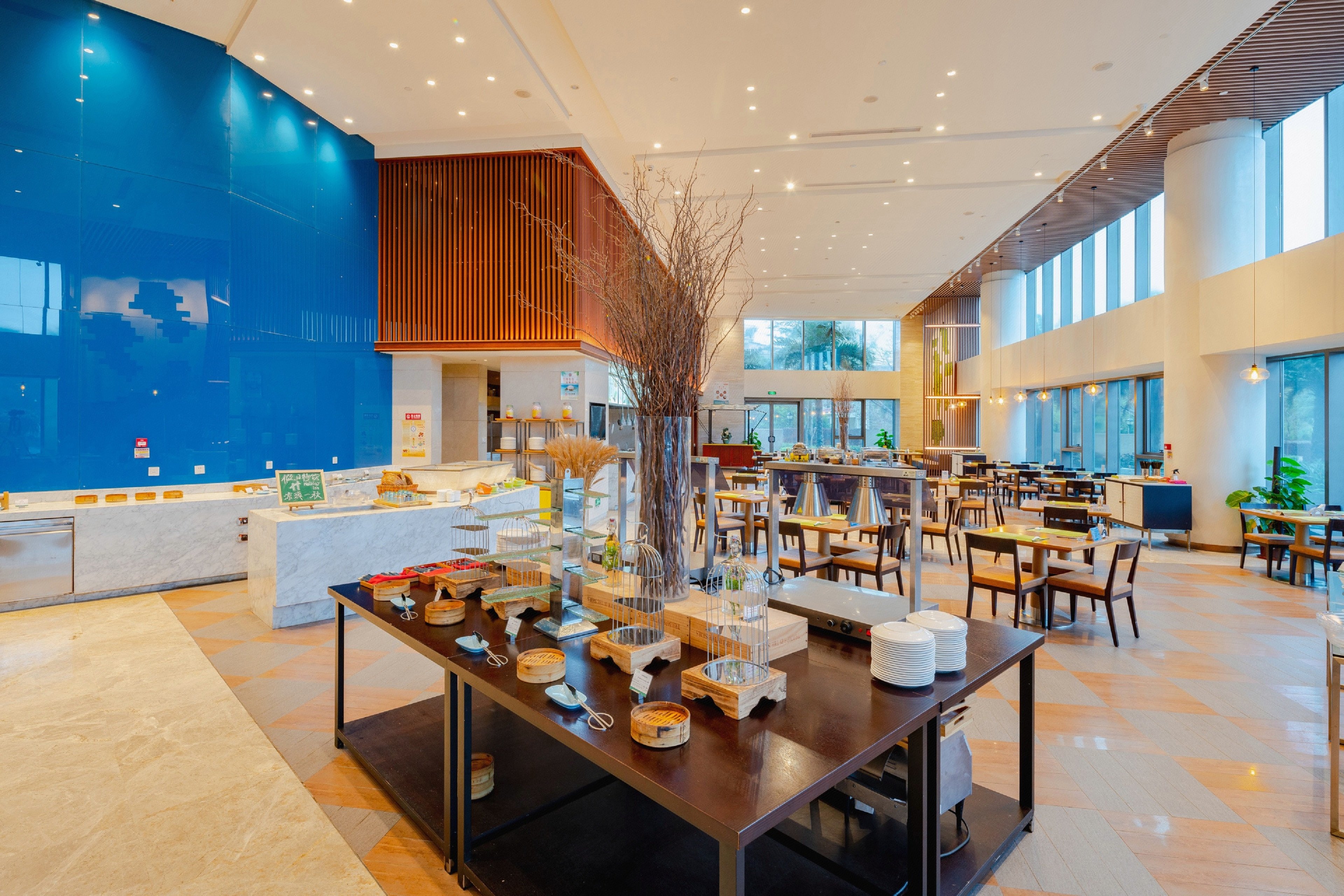 Holiday Inn Haikou West Coast 29/50