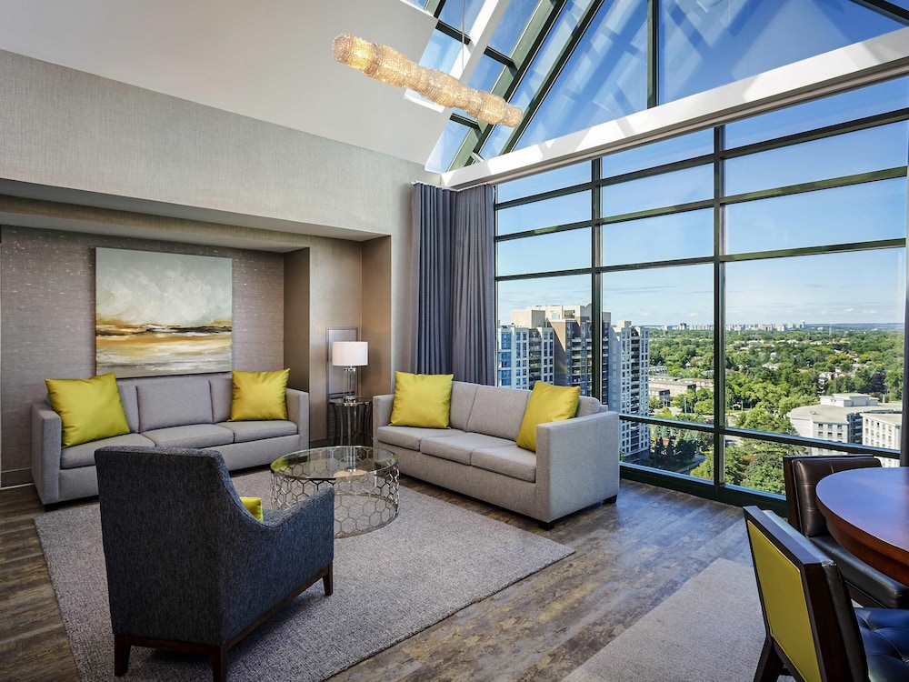 Novotel Toronto North York 53/72